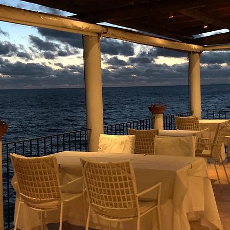 Forio di Ischia Hotel Umberto A Mare מראה חיצוני תמונה